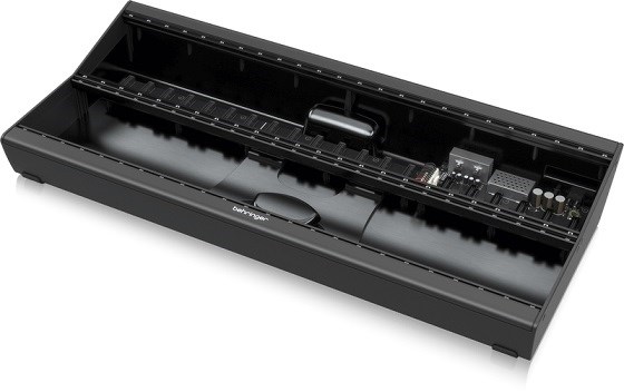 Behringer EURORACK GO Mobilna Case Rackowa