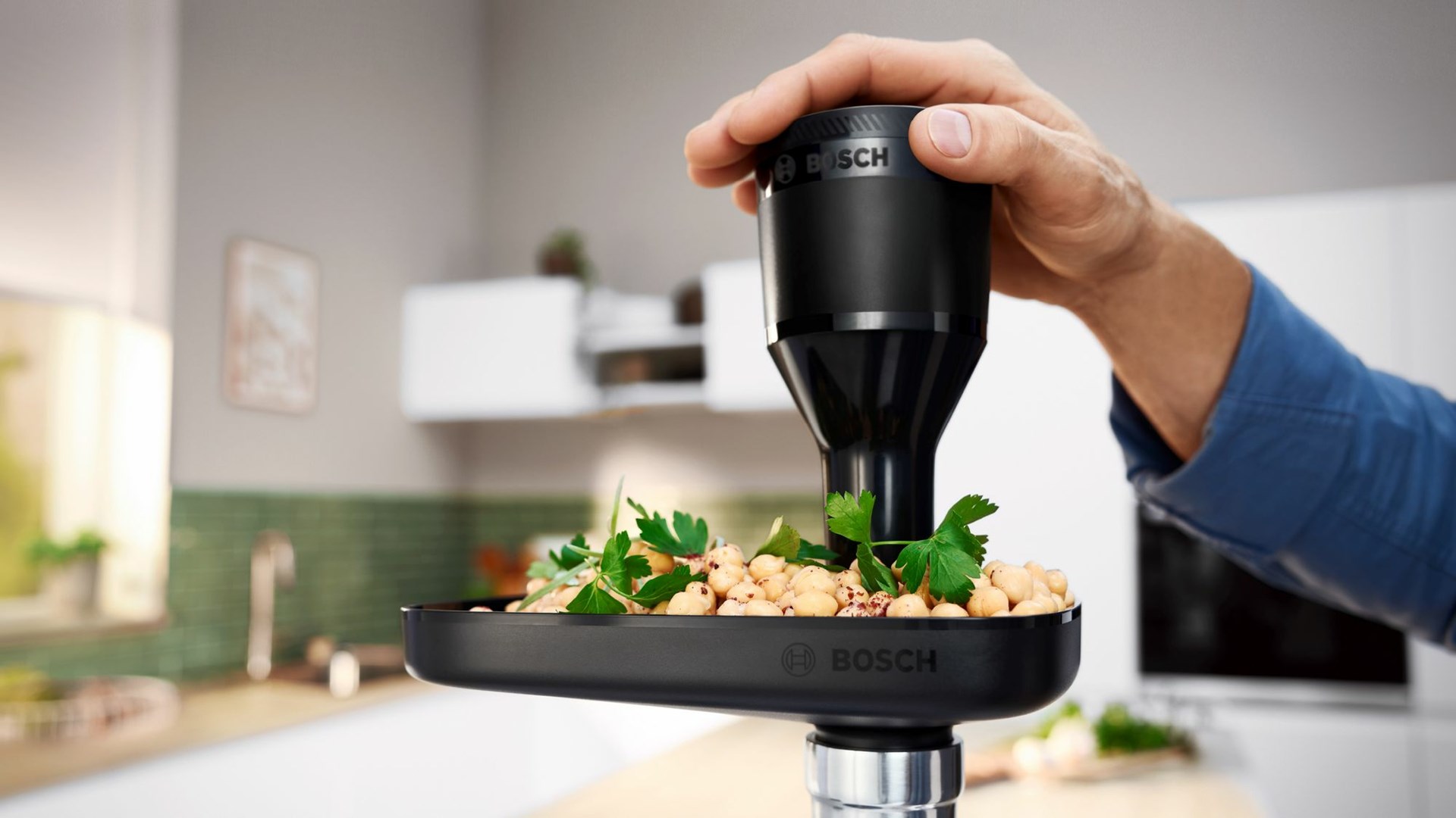 Bosch Serie 4 MFWS420W mincer 1300 W White