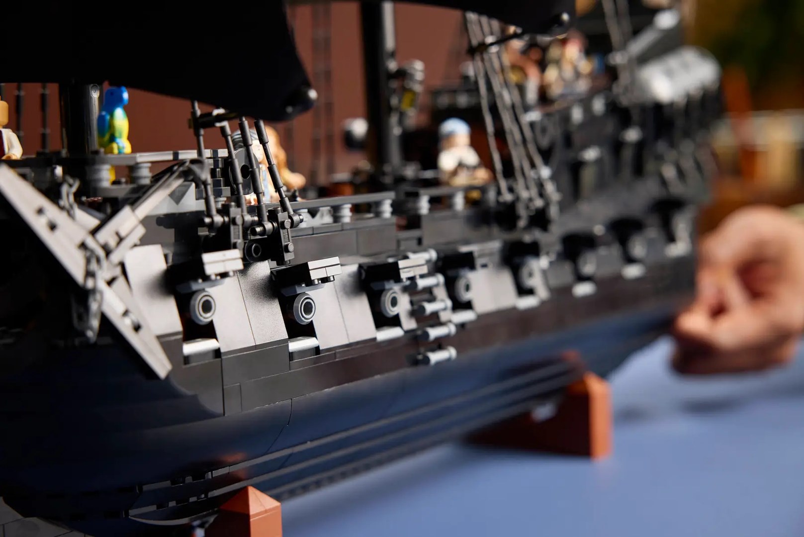 LEGO ICONS 10365 Captain Jack Sparrow'S Pirate Ship