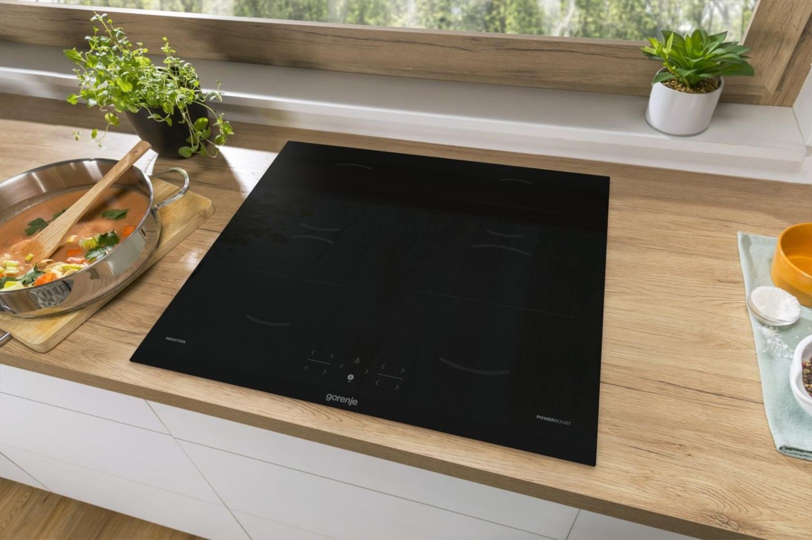 Gorenje Induktionshäll GI6401BCE RAL9017