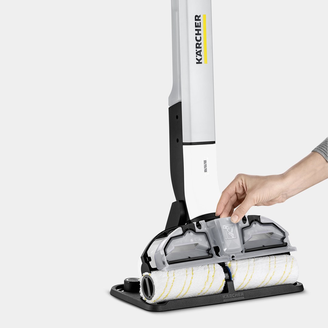 KäRcher EWM 2 Stick Vacuum Battery Wet Black White Yellow 2.5 Ah