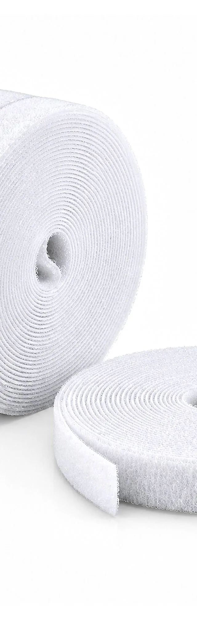 StarTech.com 4-pack 15ft (4.6m) Hook and Loop Roll, 0.5in Wide, White, Cut-to-Size Reusable Cable Ties, Fastener Tape, Adjustable Fabric Wraps, Bulk Roll