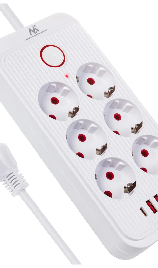 Maclean Power Strip 6 Socket Extension 4xUSB 110-240V AC 50/60Hz 2.1A Max 2500W 1.5 M White MCE389 W