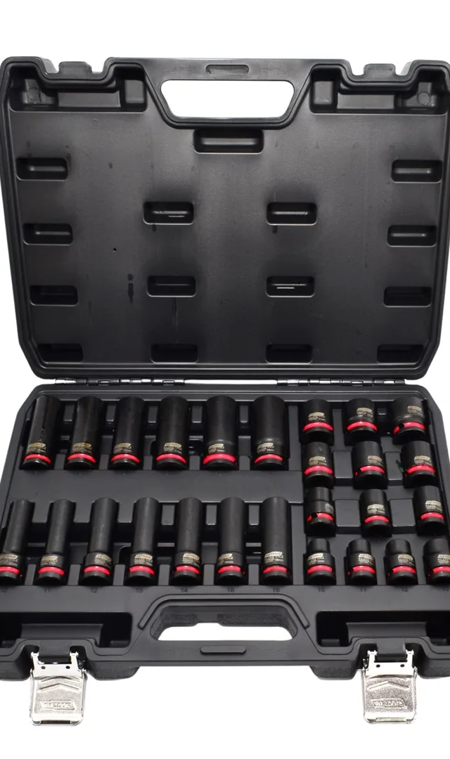 AWTOOLS ZESTAW NASADEK UDAROWYCH 1/2" 26cz./10-24mm/ KRÓTKIE I DŁUGIE BLACK LINE