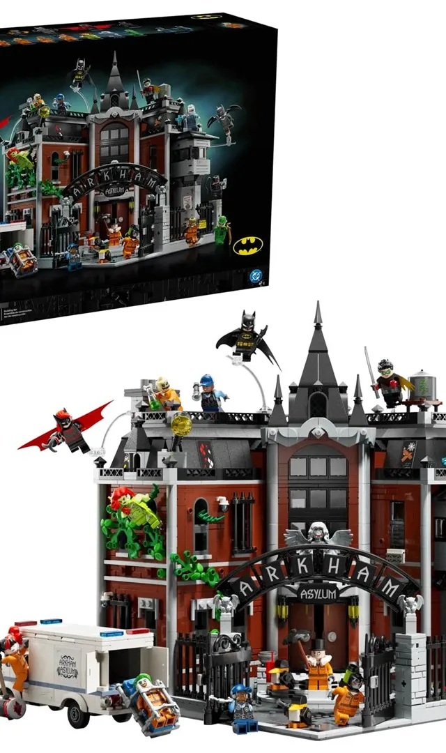 LEGO 76300 DC S.H. Batman - Arkham Asylum