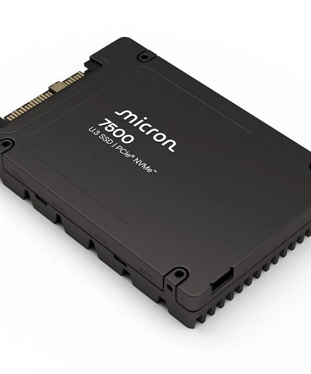 Micron 7500 PRO 960 GB U.3 PCI Express 4.0 NVMe 3D TLC NAND