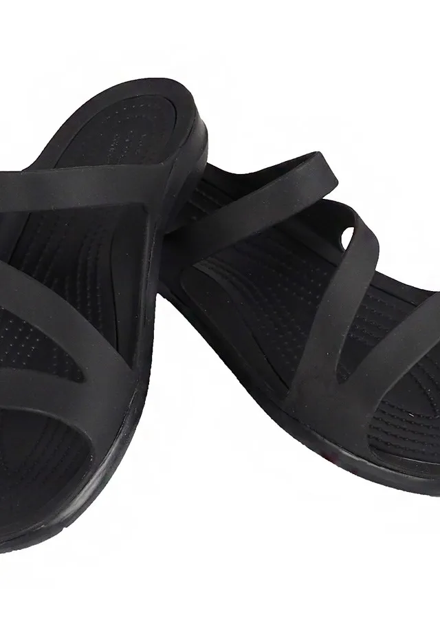 Women's flip-flops Crocs Swiftwater Sandal W black 203998 060 36-37