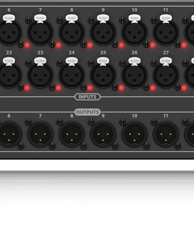 Behringer S32 Stage Box