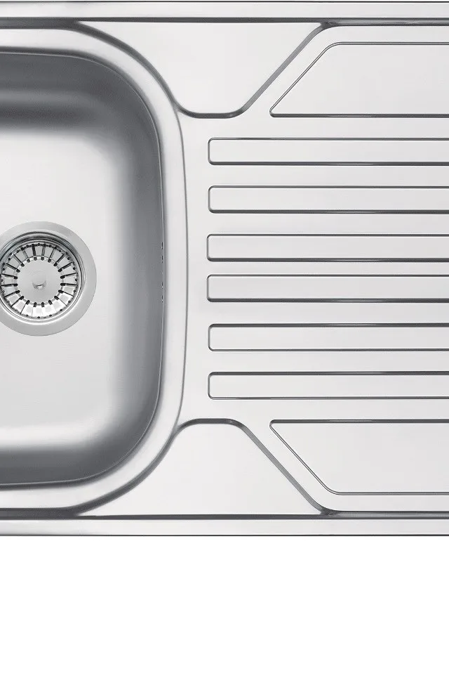 Steel Sink With 1-Bowl Faucet With Drainer