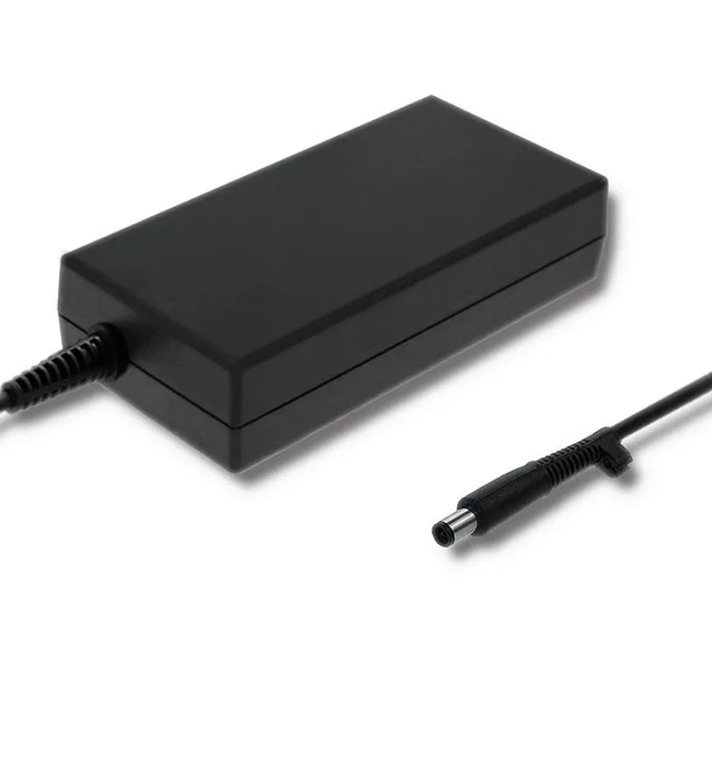 Qoltec 51738 power adapter/inverter Indoor 230 W Black