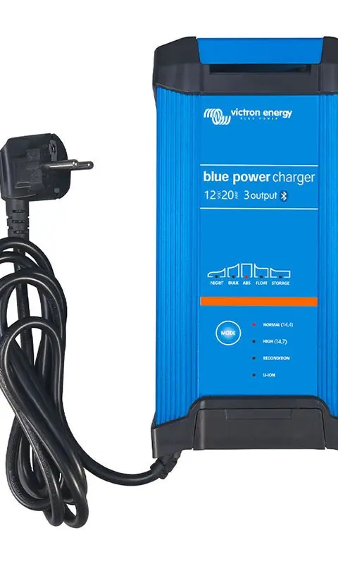 Blue Smart IP22 Charger 12/20 (3)