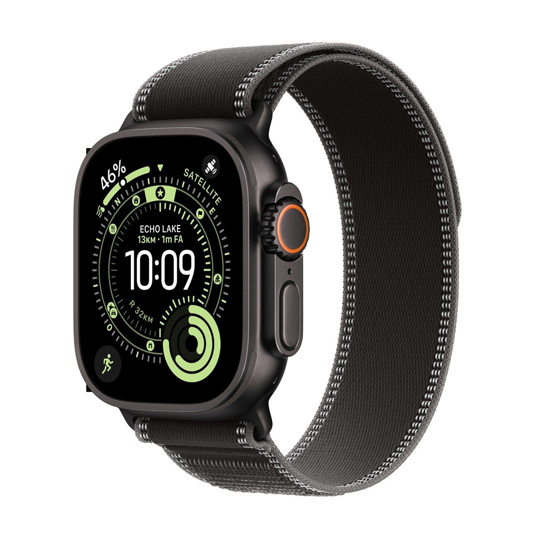 Apple Watch Ultra 3 Titanium 49mm - Black Trail Loop