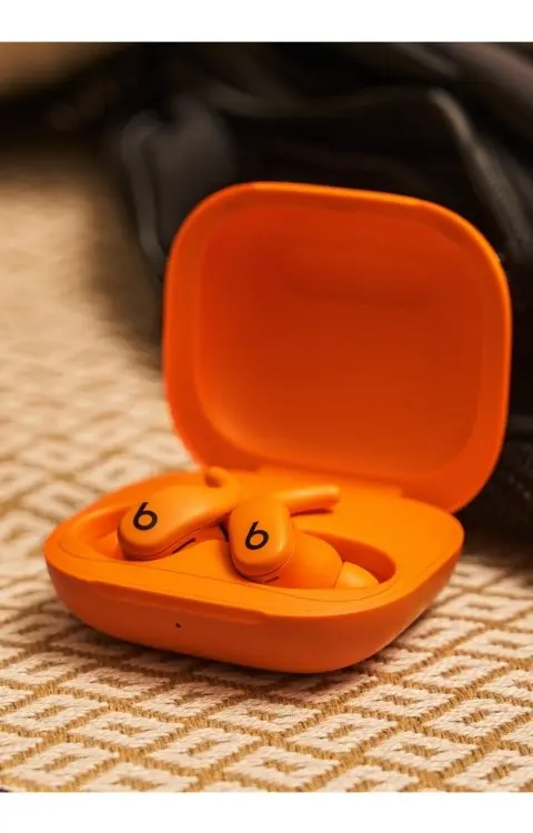 Apple Beats Powerbeats Fit - Wireless Fitness Earbuds With Secure Fit - Spark Orange