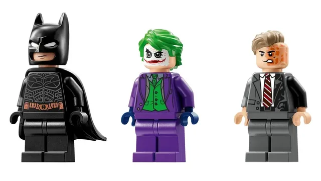 LEGO BATMAN 76303 Batman Tumbler Vs. Two-Face The Joker
