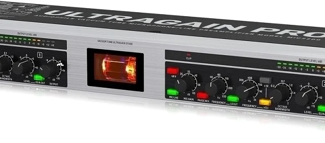 Behringer MIC2200 V2 Przedwzmacniacz Mikrofonowy Lampowy
