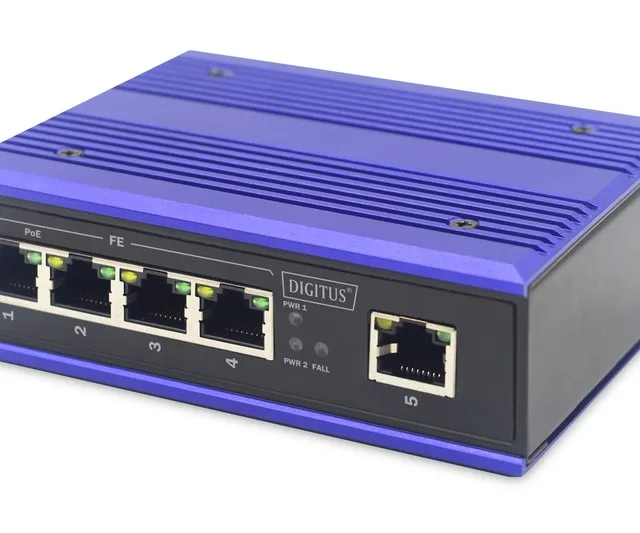 Digitus 4 port Fast Ethernet network PoE switch, industrial, unmanaged, 1 RJ45 uplink