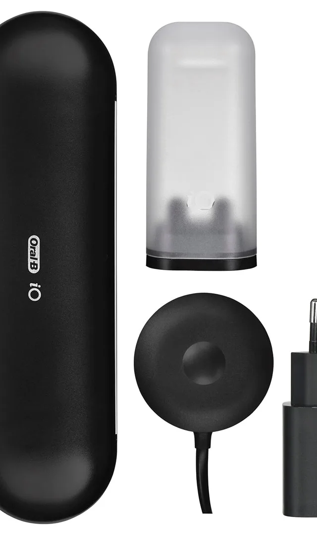 Oral-B IO9 Black Onyx Toothbrush