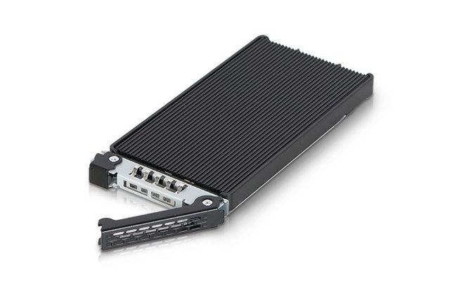 Icy Dock MB834TP-B storage drive enclosure SSD enclosure Aluminium, Black 2.5"