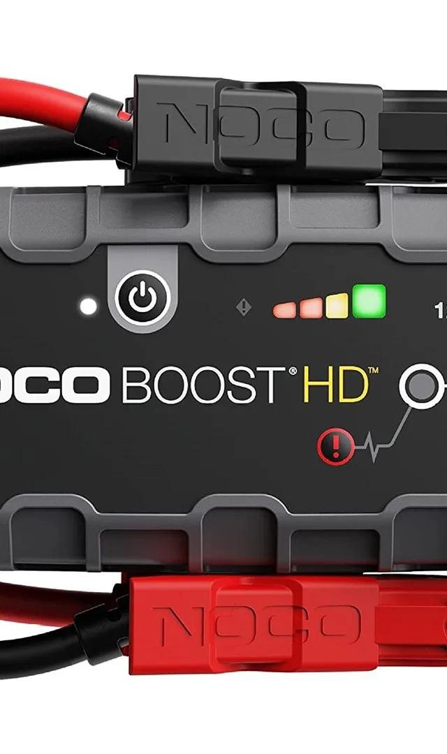 NOCO GB70 Boost 12V 2000A Jump Starter Starter Device With Integrated 12V/USB Battery