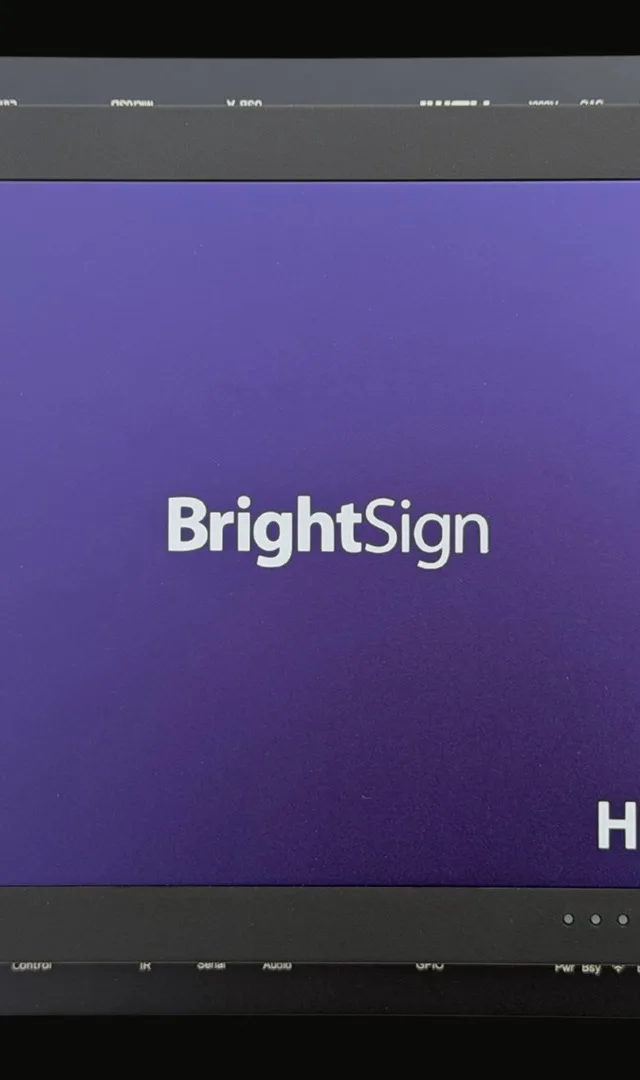 BrightSign HD1026 Digital Media Player Black 4K Ultra HD 3840 X 2160 Pixels Wi-Fi