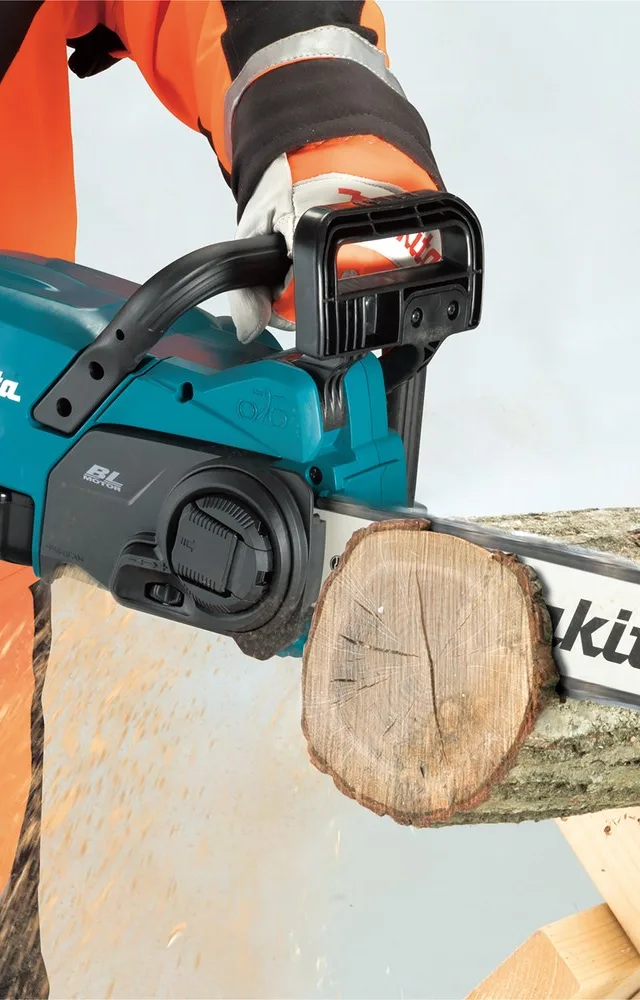 Makita DUC357 Blue
