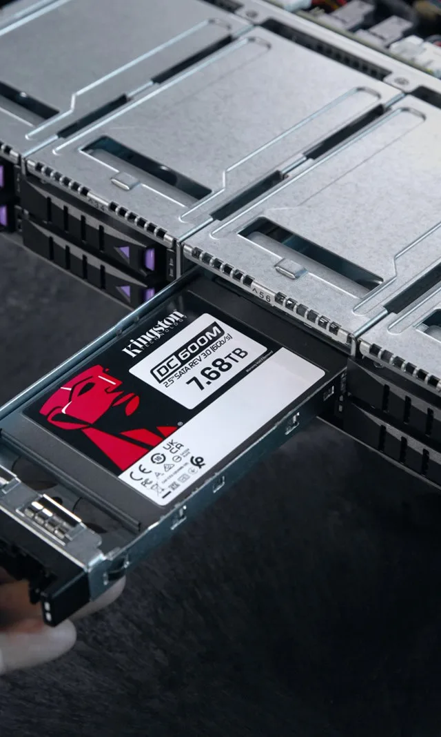 Kingston Technology 7680G DC600M (Mixed-Use) 2.5” Enterprise SATA SSD