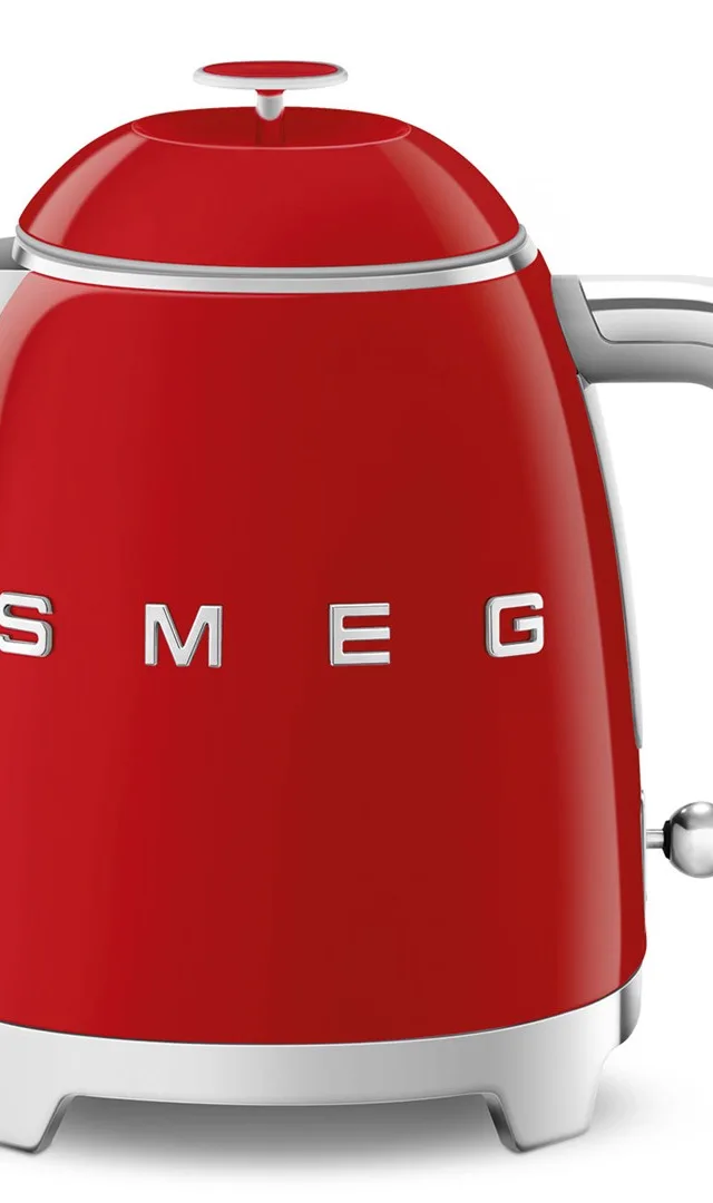 SMEG KLF05RDEU Mini Wasserkocher Rot
