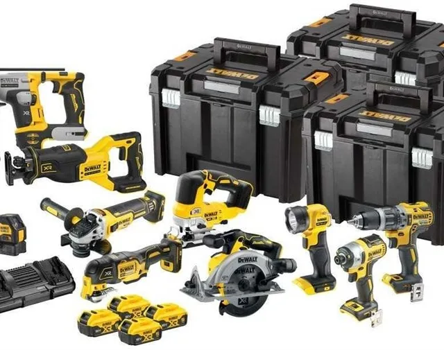 V XR Combo Set 10 Pcs - 4x5Ah 18