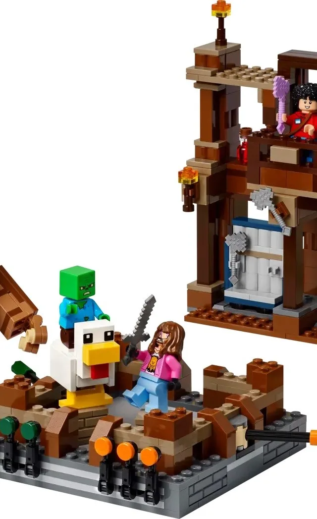 LEGO MINECRAFT 21272 Woodland Mansion Fighting Ring