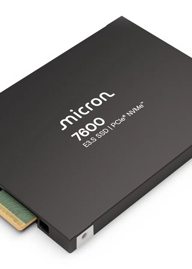 Micron 7600 PRO 3.84 TB U.2 PCI Express 5.0 NVMe 3D TLC NAND
