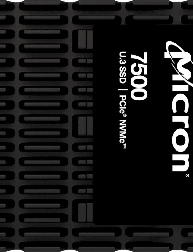 Micron 7500 PRO 960 GB U.3 PCI Express 4.0 NVMe 3D TLC NAND