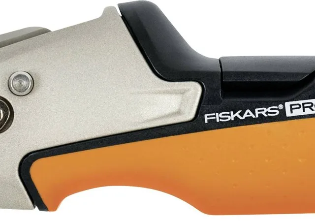Fiskars 1027225 not categorized