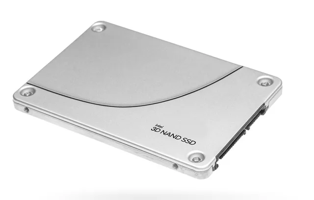 Solidigm D3-S4520 3.84 TB 2.5" Serial ATA III TLC 3D NAND