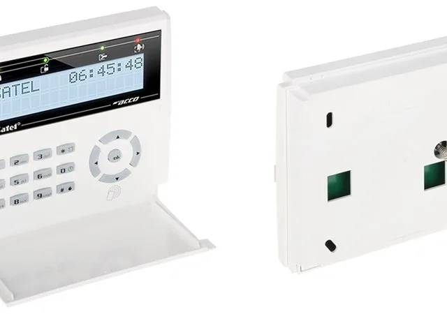 SATEL LCD keypad with proximity card reader
