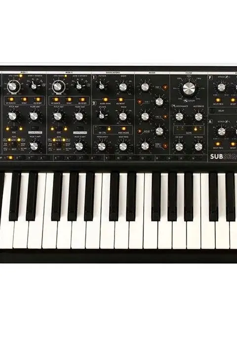 MOOG SUBsequent 37 - Analog Synthesizer