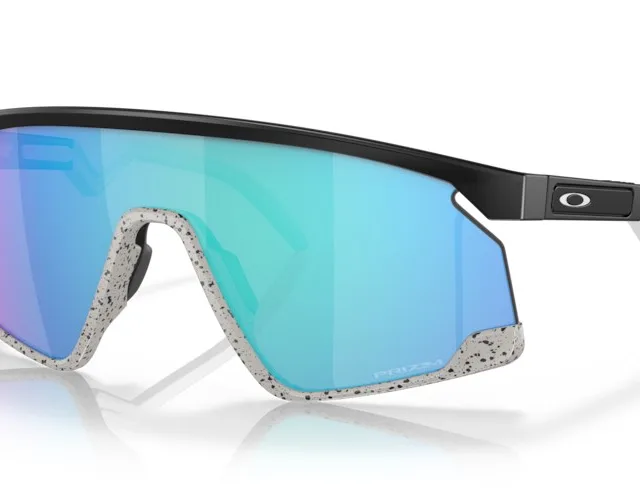 Oakley Bxtr sunglasses Shield Wrap-around