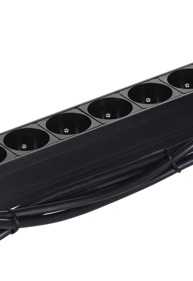 Alantec Power bar 19" - 8x230V
