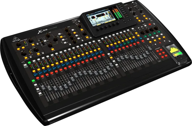Behringer X32 Audio Mixer 40 Channels 10 - 22000 Hz Black