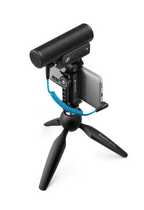 Sennheiser MKE 400 Mobile Kit - Condenser Supercardioid Microphone With Low-Pass Filter With Manfrotto Tripod