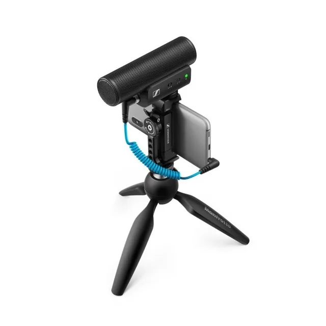 Sennheiser MKE 400 Mobile Kit - Condenser Supercardioid Microphone With Low-Pass Filter With Manfrotto Tripod