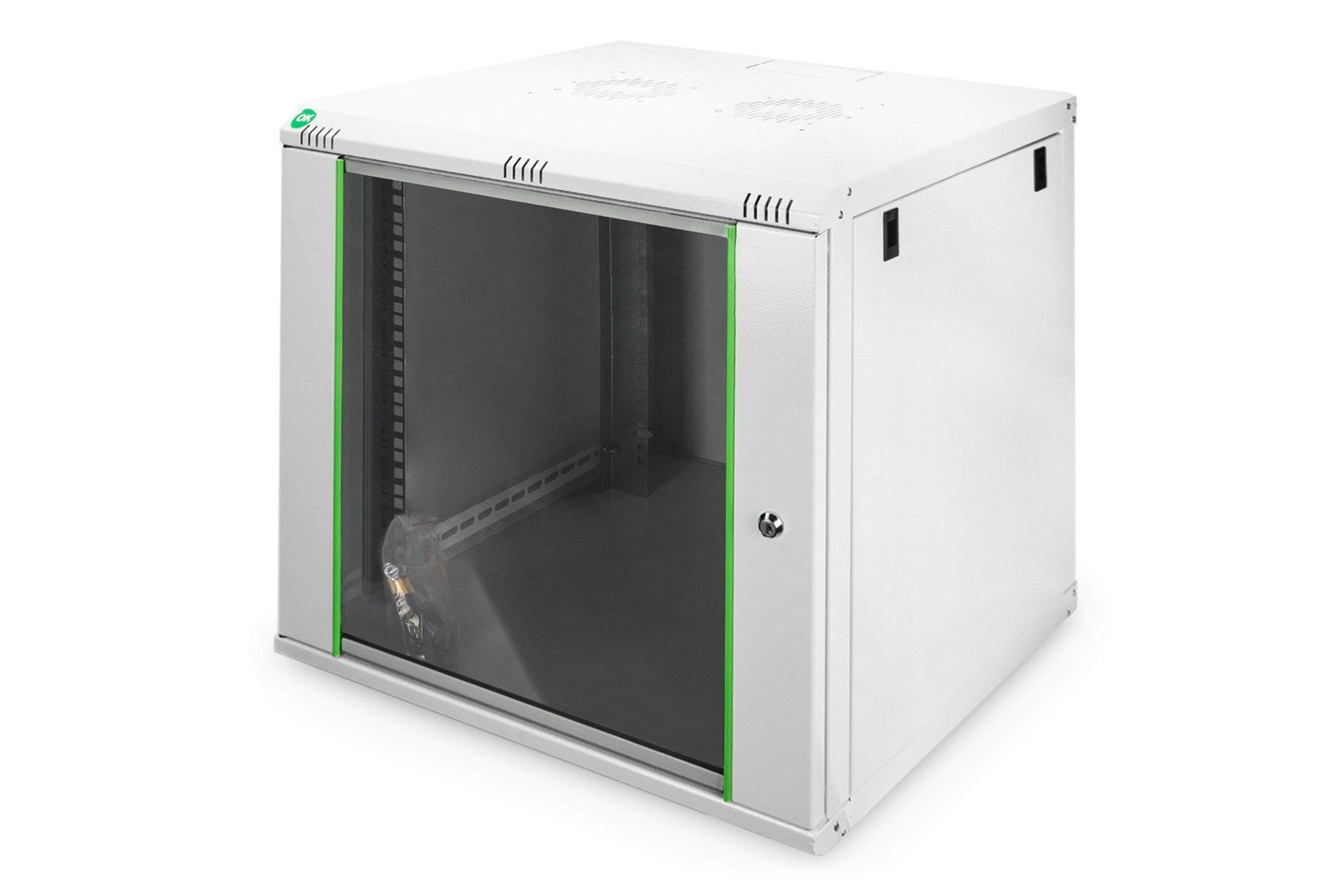 Wall-mounted enclosure Dynamic Basic series - 600x600 mm (WxD)