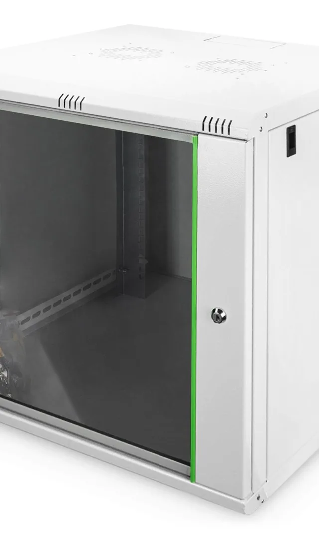 Wall-mounted enclosure Dynamic Basic series - 600x600 mm (WxD)