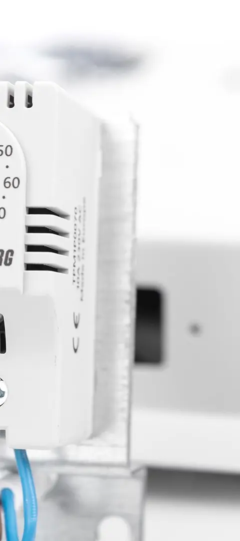 Digitus Roof Cooling Unit for Unique & Varioflex-N Network Cabinets & Dynamic Basic Network- and Server Cabinets