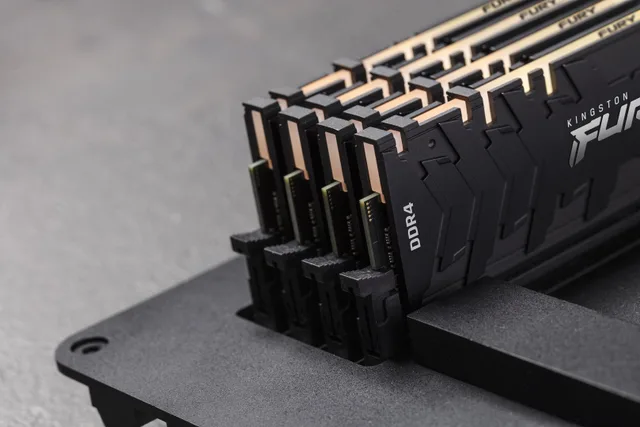 Kingston Technology FURY 16GB 3200MT/s DDR4 CL16 DIMM (Kit of 2) Renegade RGB
