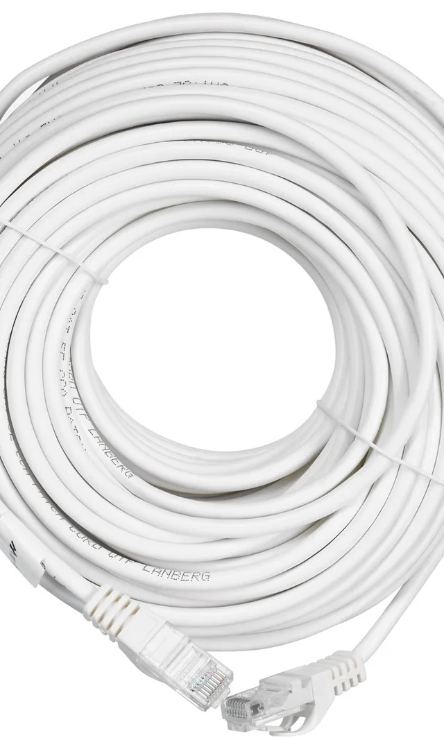 Lanberg PCU5-10CC-3000-W networking cable White 30 m Cat5e U/UTP (UTP)