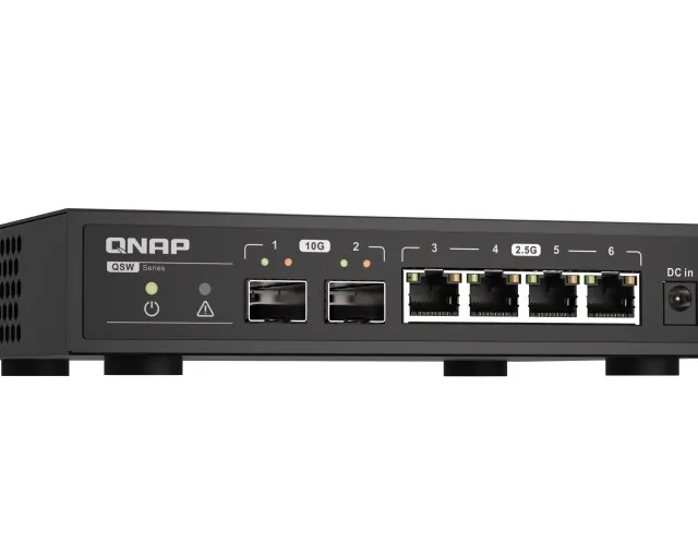 QNAP QSW-2104-2S network switch Unmanaged 2.5G Ethernet Black