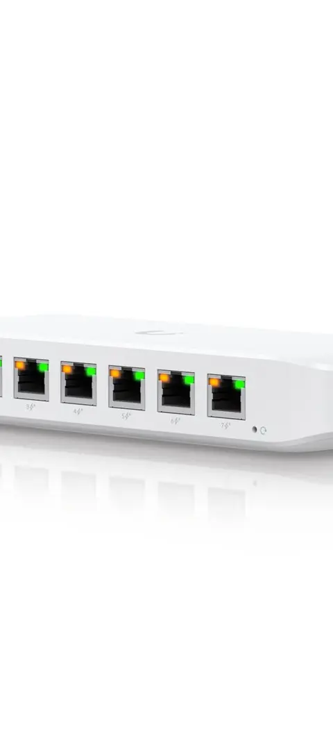 Ubiquiti Ultra 210W Managed L2 Gigabit Ethernet (10/100/1000) Power over Ethernet (PoE) White