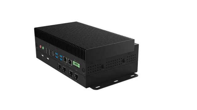 Lenovo ThinkEdge SE60n Gen2 Intel Core Ultra 5 16 GB DDR5-SDRAM 512 GB SSD Black