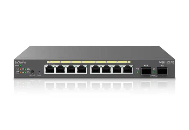 EnGenius Switch 8-port GbE PoE.af/at(+) 130W, 2xSFP Desktop wall-mountable