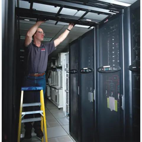 APC 1 Year On-Site Warranty Extension for (1) Galaxy 3500 or SUVT 40 kVA UPS